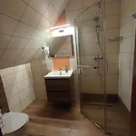 Z Aneksami Kuchennymi U Wiktorii * Sromowce Niżne