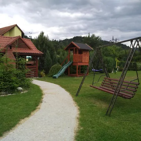 Z Aneksami Kuchennymi U Wiktorii Sromowce Niżne