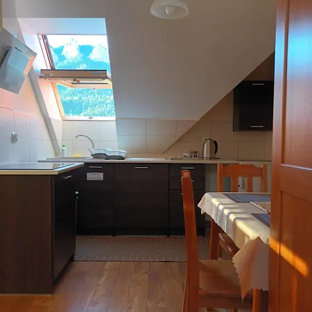 Z Aneksami Kuchennymi U Wiktorii Habitación en casa particular