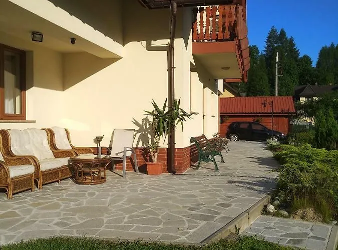 Kwatera prywatna Z Aneksami Kuchennymi U Wiktorii *